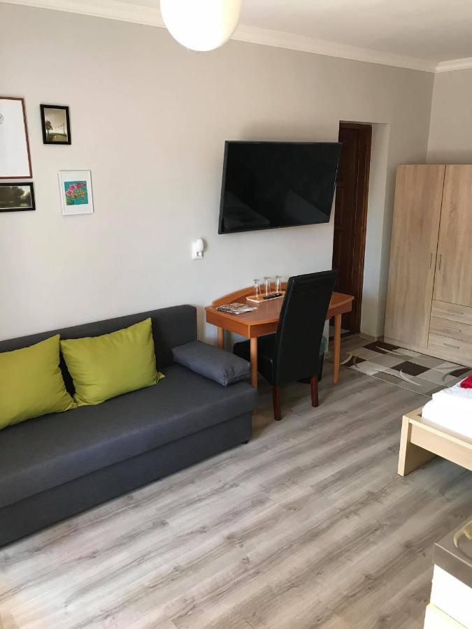 Hunyadi Panzio-Apartman Makó エクステリア 写真